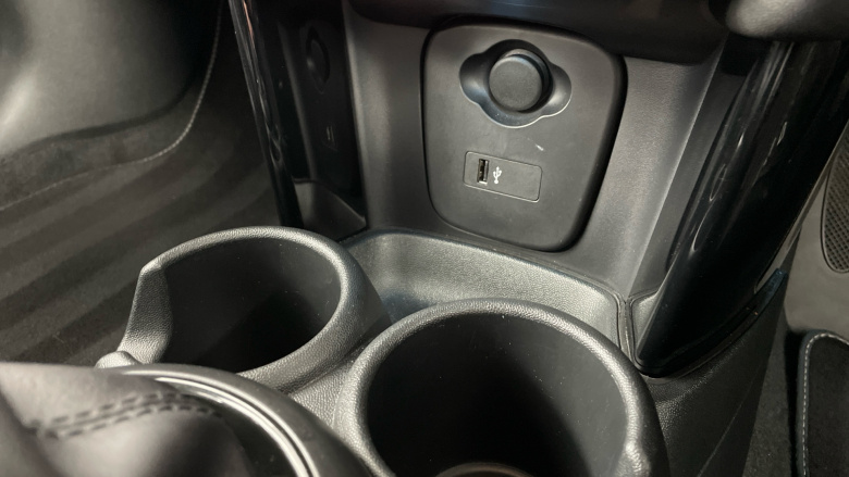 MINI Hatchback 1.5 Cooper Exclusive Premium 5dr Petrol Hatchback